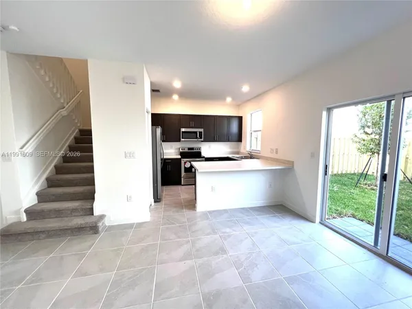 $2,450 | 1864 Southeast 27th Street, Unit 1864, Homestead, FL 33035