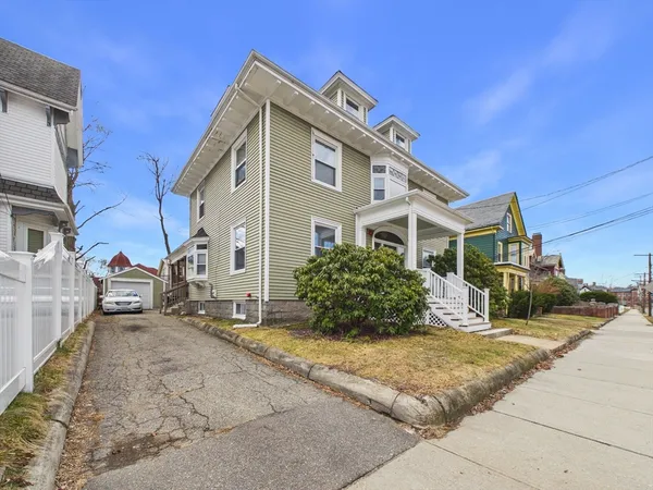 $949,900 | 26 South Street, Brockton, MA 02301