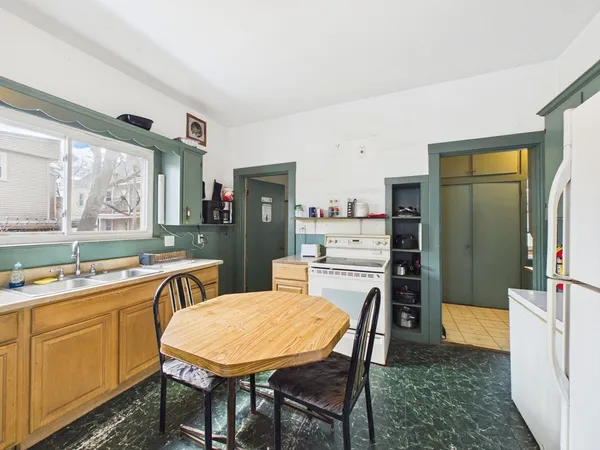 $949,900 | 26 South Street, Brockton, MA 02301