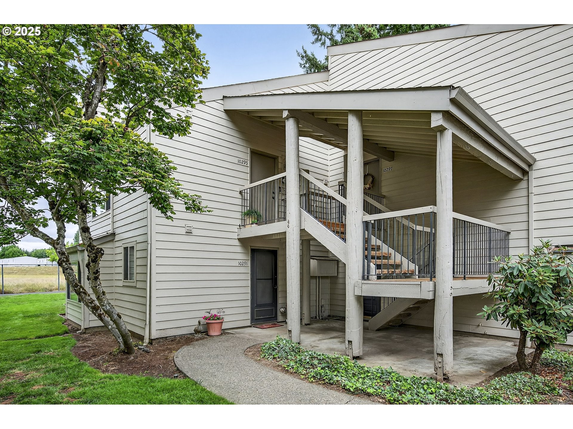 10295 Southwest Trapper Terrace, Unit BLD#7 Beaverton, OR 97008 - Photo 38 of 46 Gallery Image 38