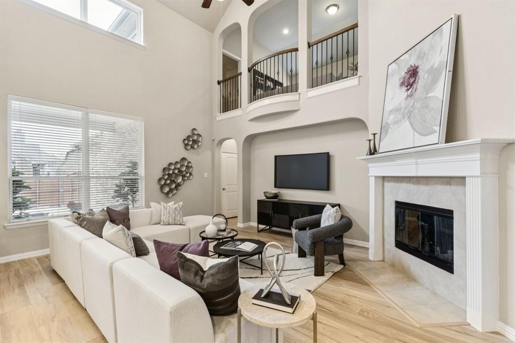 5659 Broadgreen Road Frisco, TX 75035 - Photo 3 of 33