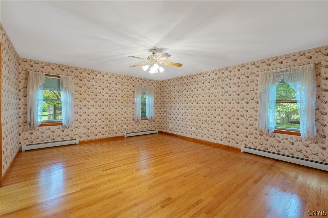 2352 Hunt Road Camillus, NY 13031 - Photo 21 of 43 Primary Bedroom with Lots of Space