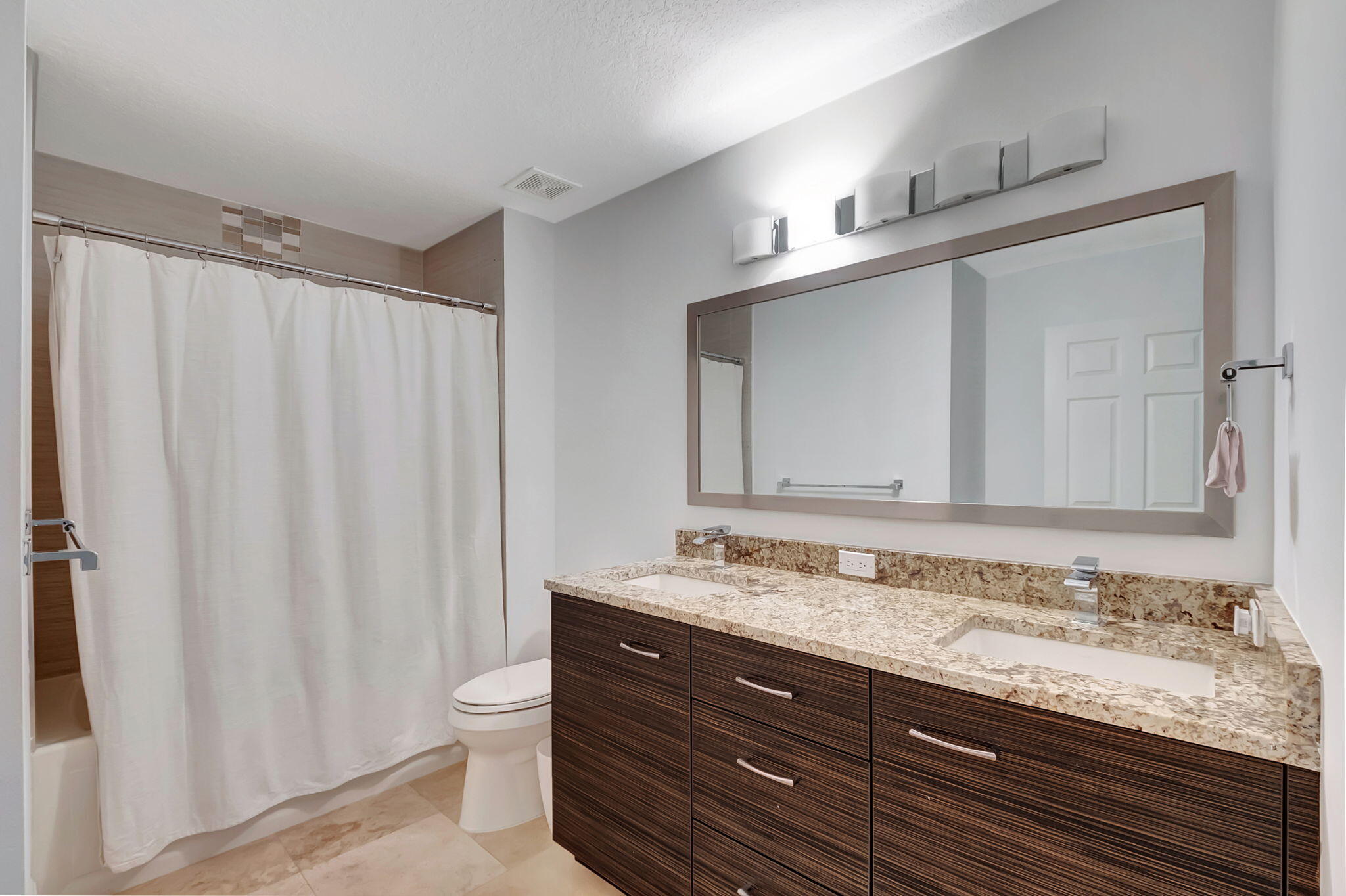 5840 Northwest 42nd Way Boca Raton, FL 33496 - Photo 22 of 88 17-web-or-mls-DSC_8155