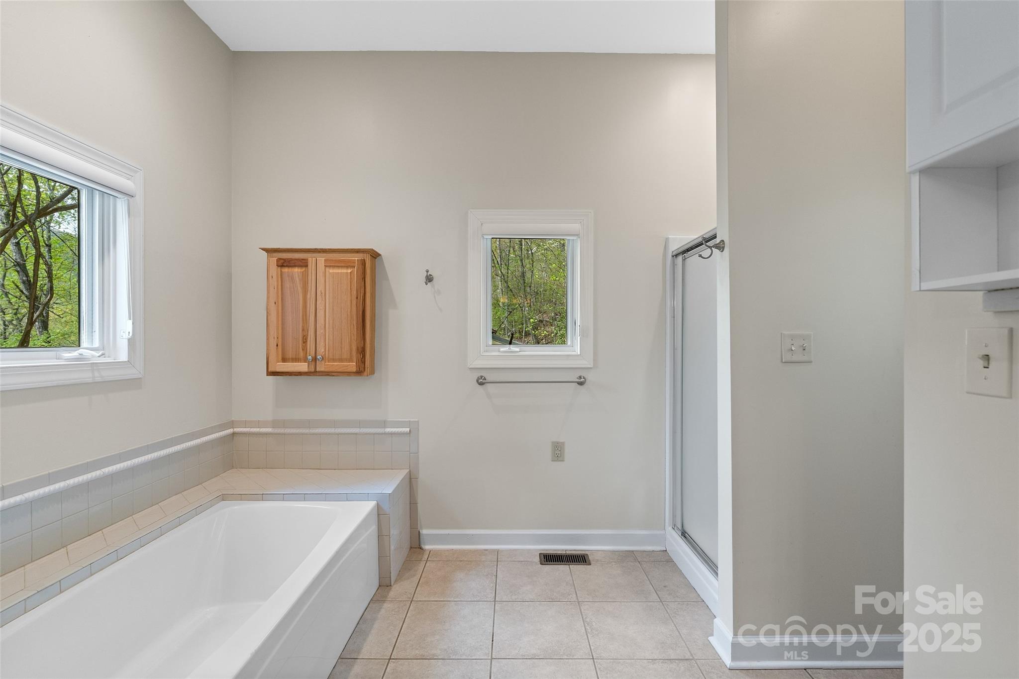 80 Ivy Cove Road Fairview, NC 28730 - Photo 43 of 48 a bathroom with a tub shower and sink