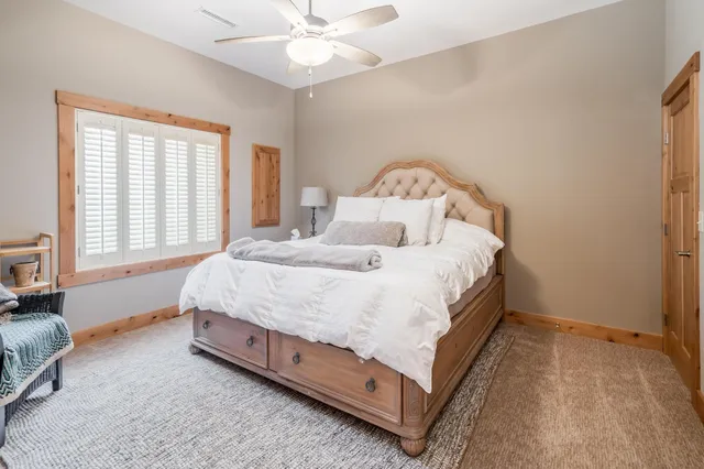 $895,000 | 1550 Aviator Lane, Benton, KS 67017