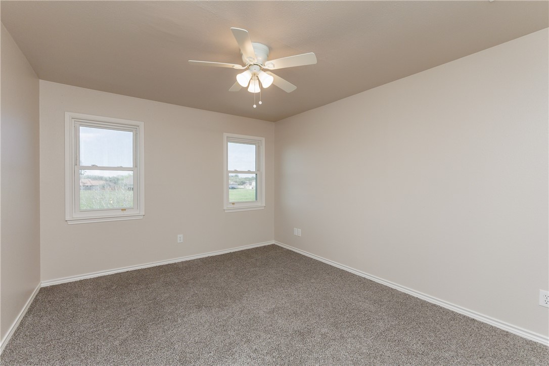 6402 Avignon Street Corpus Christi, TX 78414 - Photo 22 of 36