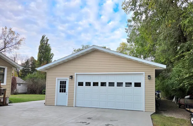 $315,000 | 801 3rd Avenue East, Ada, MN 56510