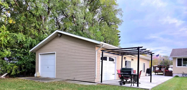 $315,000 | 801 3rd Avenue East, Ada, MN 56510