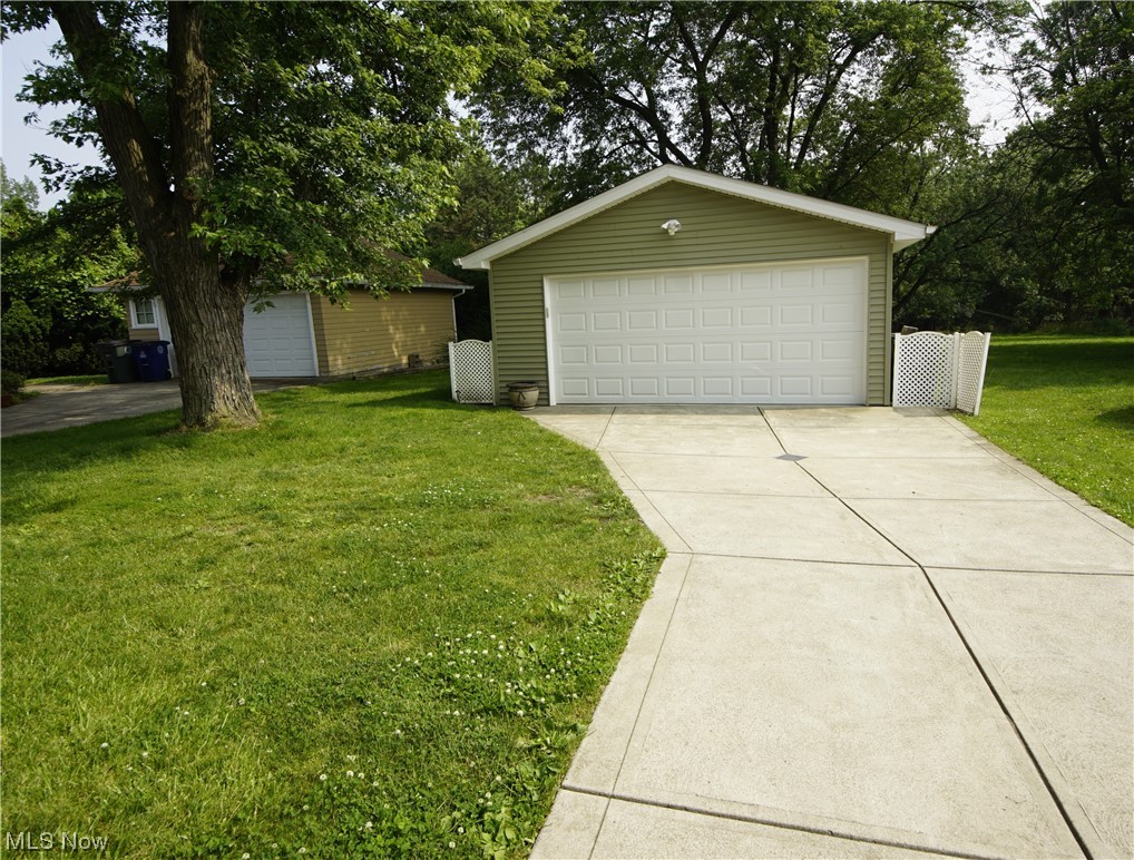 6013 Biddulph Road Cleveland, OH 44144 - Photo 28 of 30 Gallery Image 28
