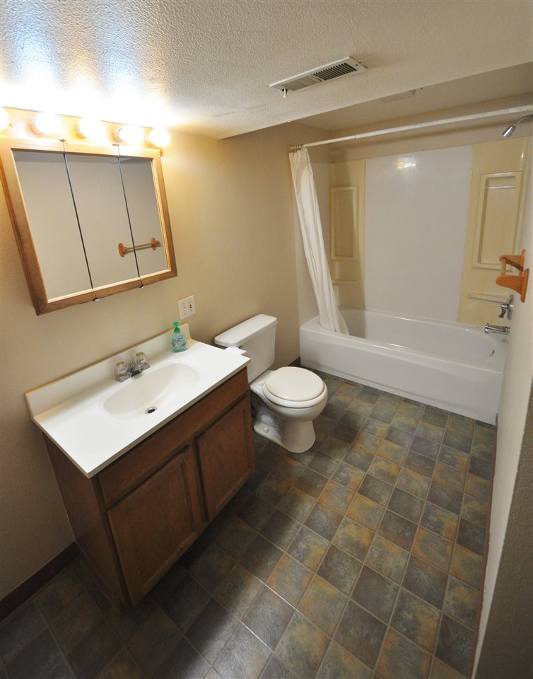 7005 North Howard Street Spokane, WA 99208 - Photo 3 of 8 Gallery Image 3