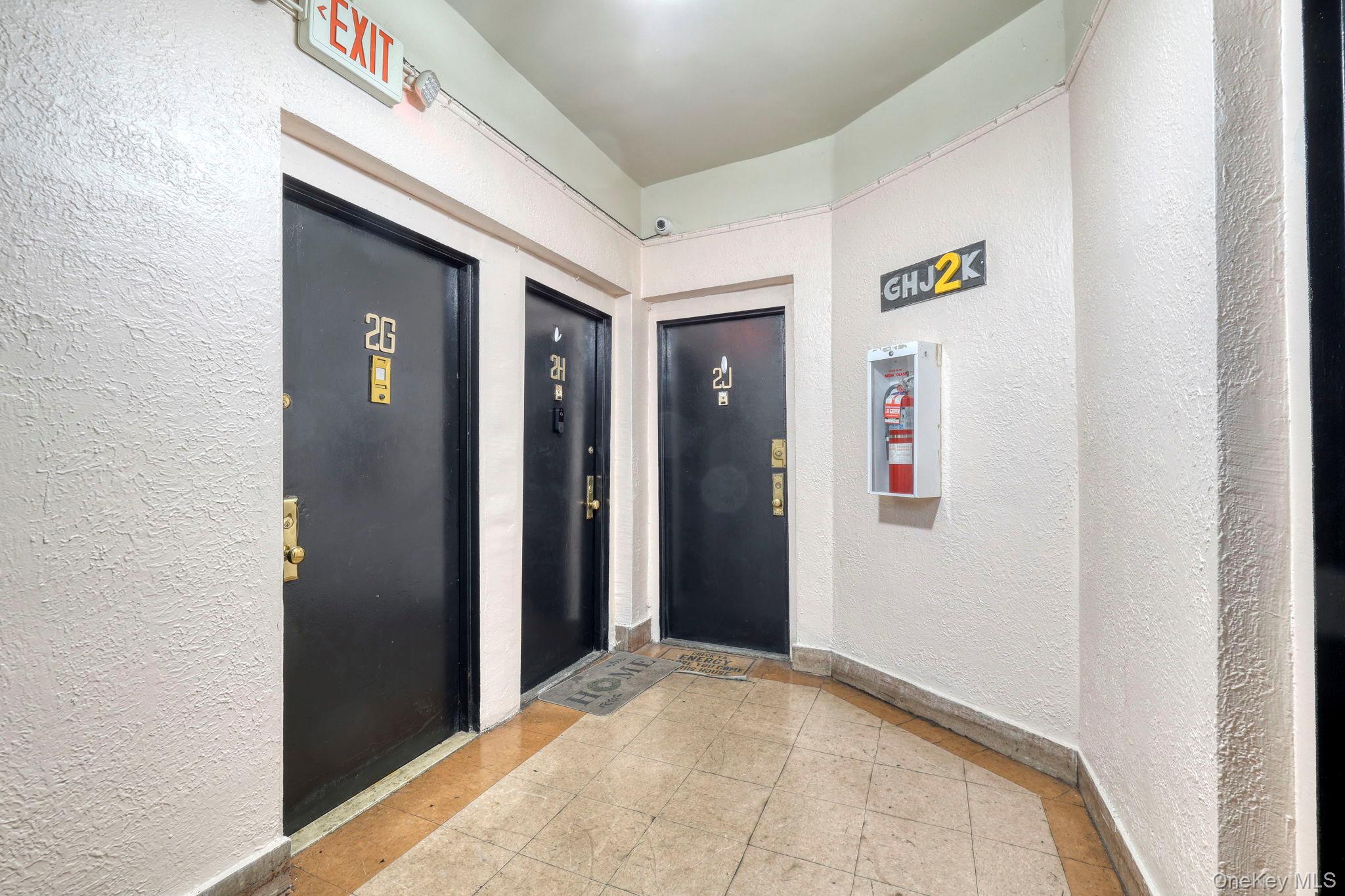 1372 Shakespeare Avenue, Unit 2H Bronx, NY 10452 - Photo 3 of 14 a view of hallway
