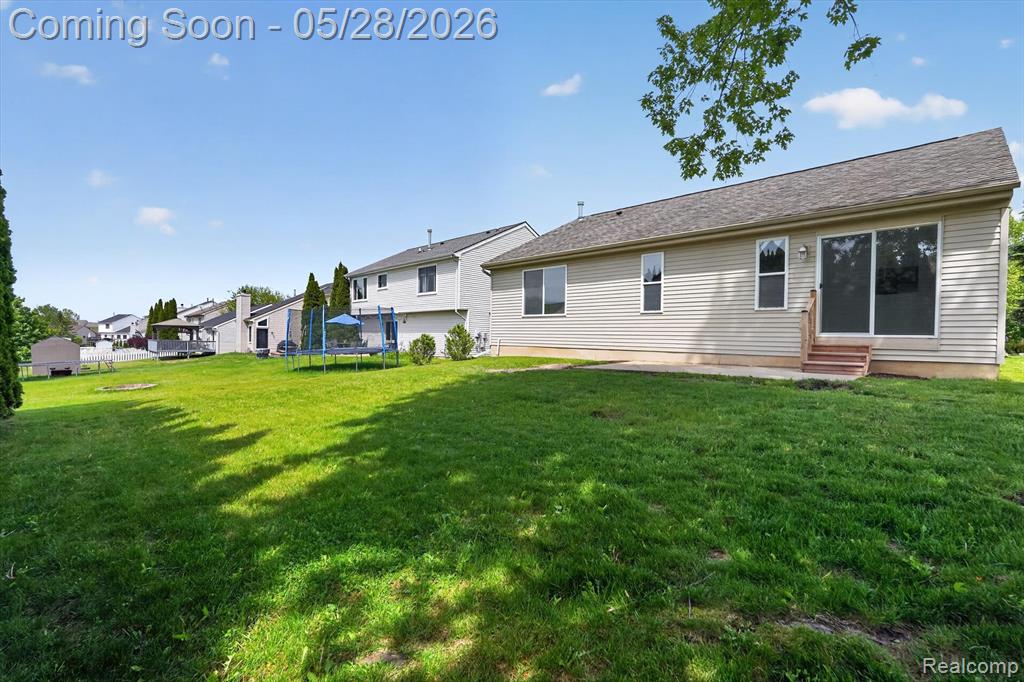 1641 Chelsea Circle Howell, MI 48843 - Photo 35 of 36