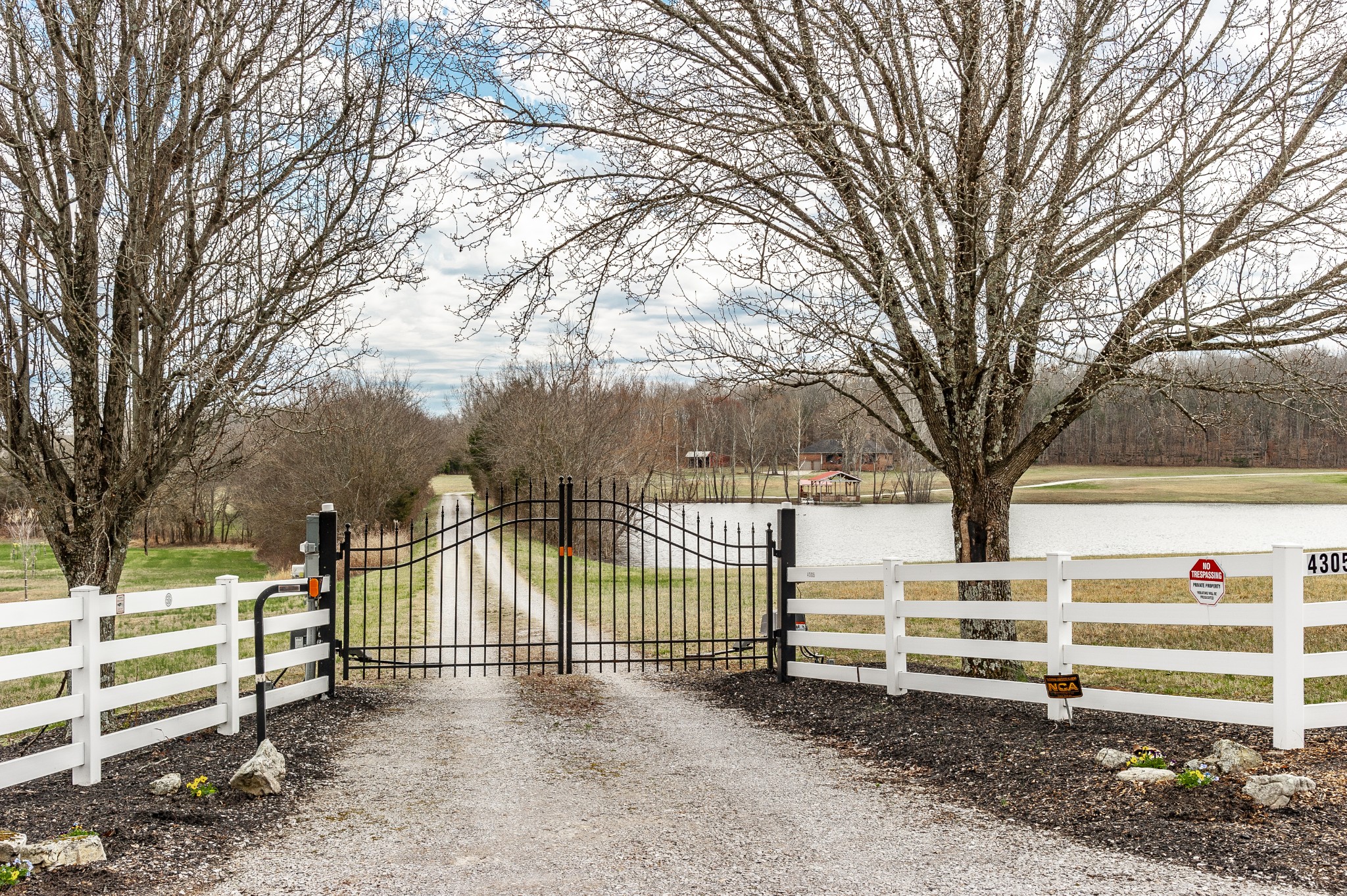 4305 Franklin Road Lebanon, TN 37090 - Photo 63 of 67 a view of backyard with wooden fence and large trees