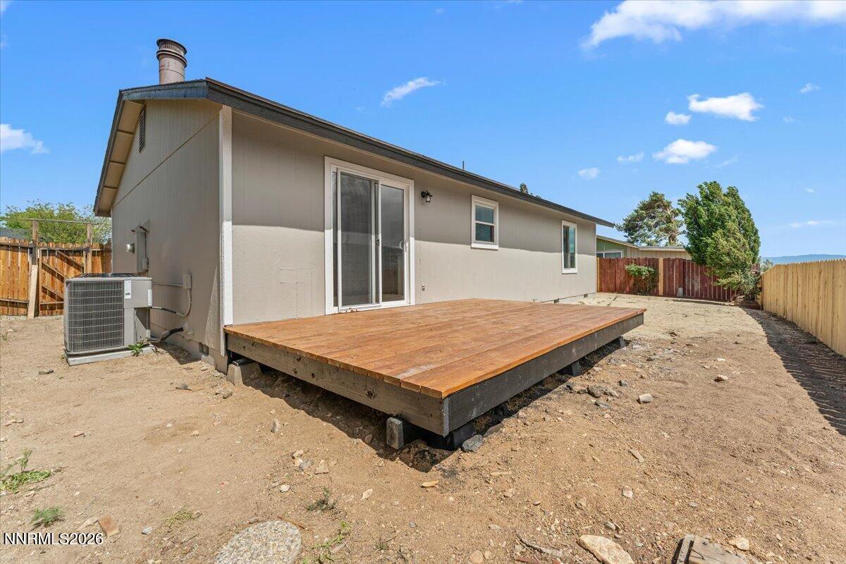3914 Buckingham Square Reno, NV 89503 - Photo 22 of 26 12-DSC2449