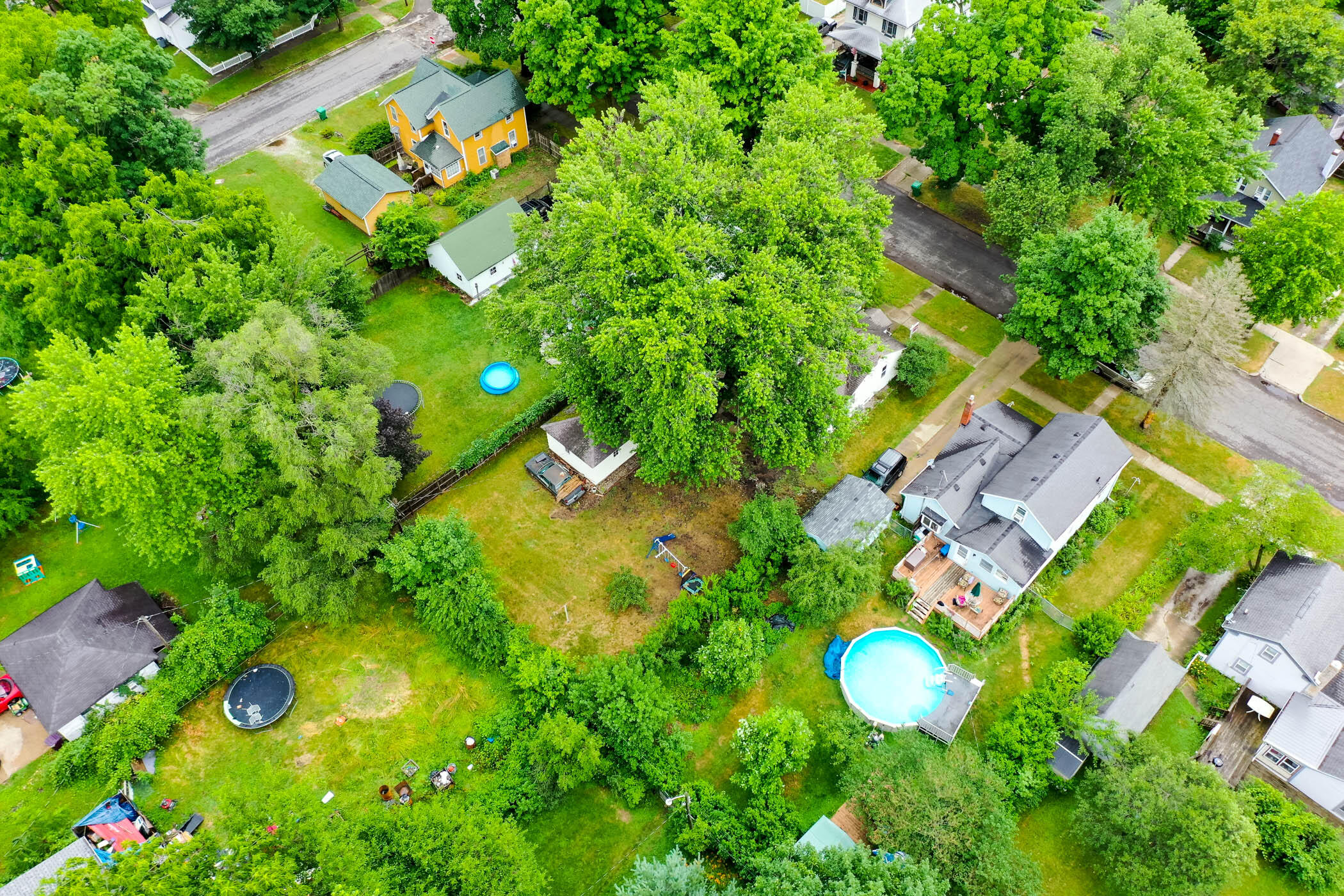 514 Elm Street Three Rivers, MI 49093 - Photo 34 of 43 Elm_St_514-Drone-12