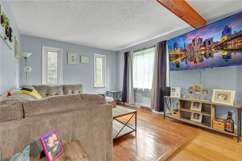 195 Highway 68 Rochester, PA 15074 - Photo 4 of 26 Gallery Image 4