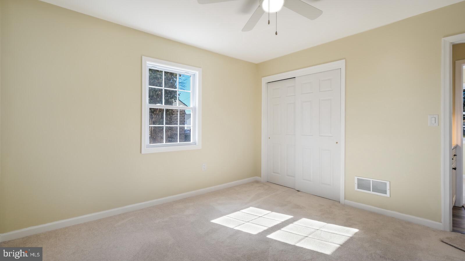 9319 Andover Road Philadelphia, PA 19114 - Photo 11 of 31 Gallery Image 11