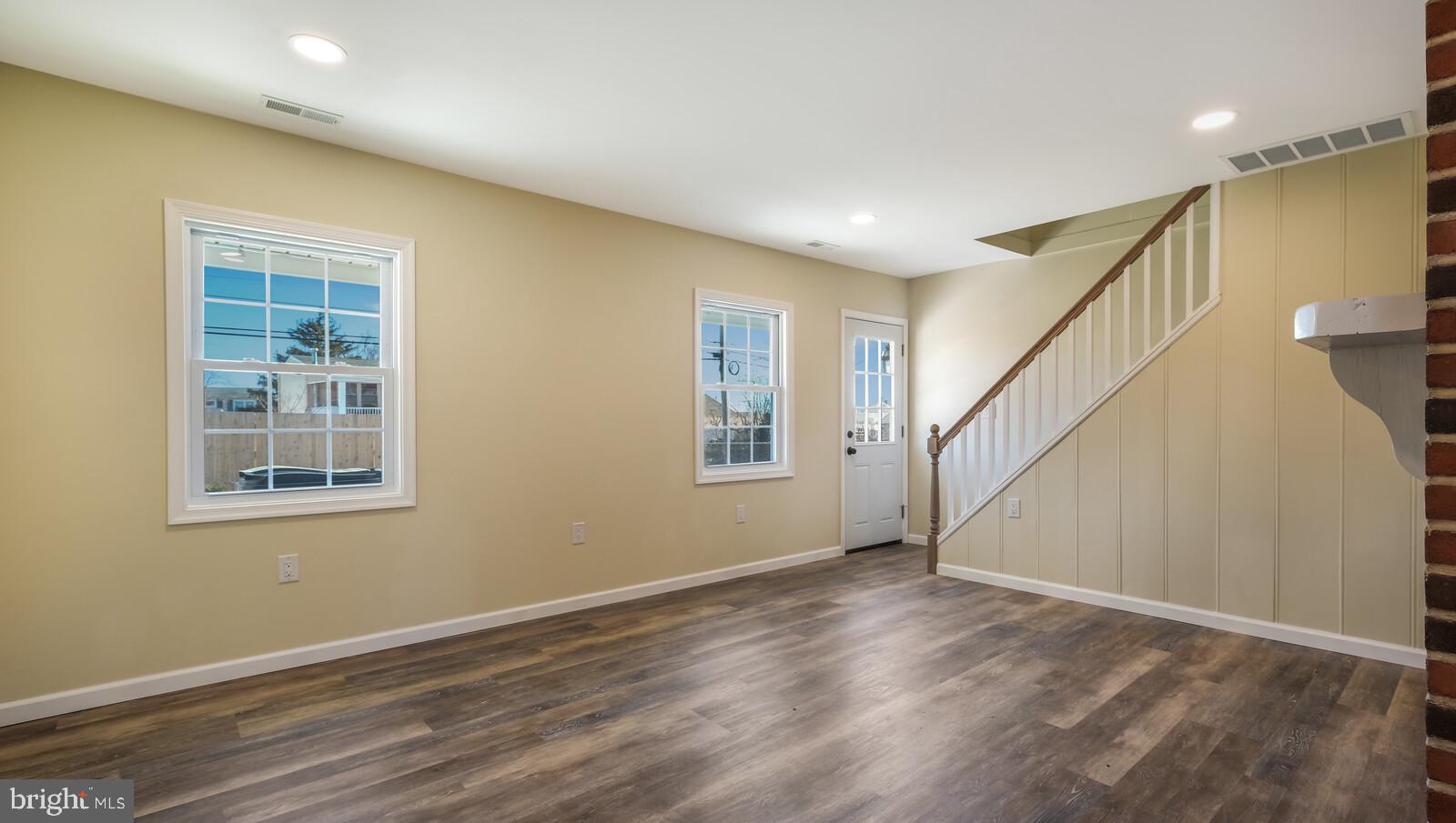 9319 Andover Road Philadelphia, PA 19114 - Photo 18 of 31 Gallery Image 18