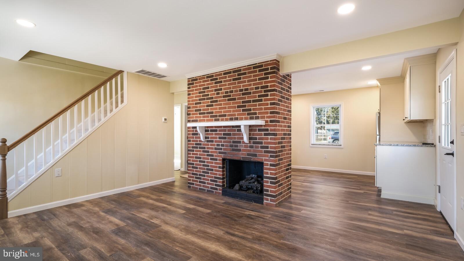 9319 Andover Road Philadelphia, PA 19114 - Photo 21 of 31 Gallery Image 21