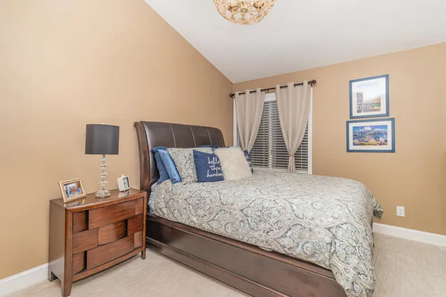 $899,000 | 14011 Minnehaha Place, Minnetonka, MN 55391