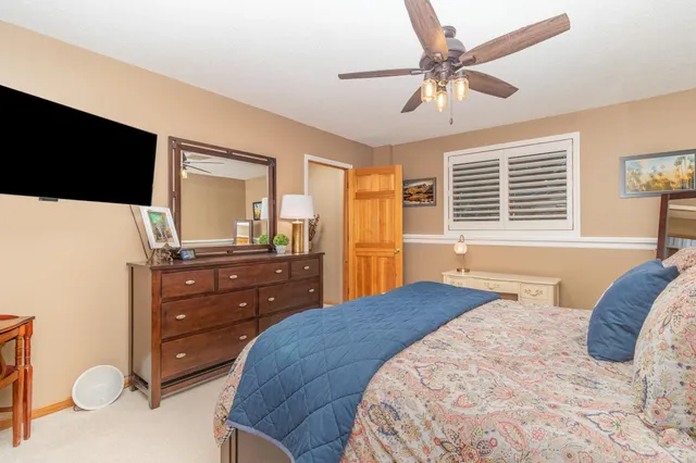 $899,000 | 14011 Minnehaha Place, Minnetonka, MN 55391