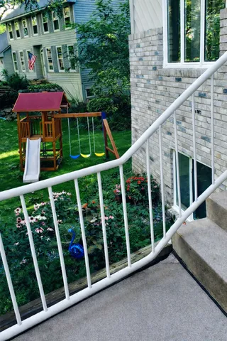 $899,000 | 14011 Minnehaha Place, Minnetonka, MN 55391