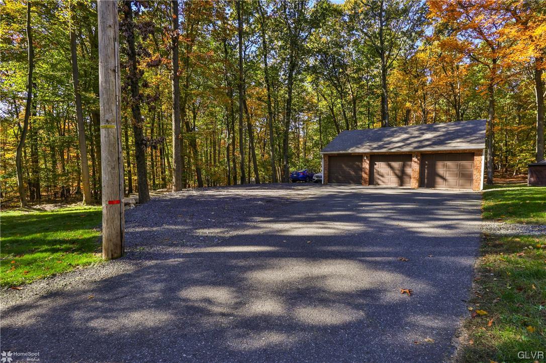 217 Benfield Road Macungie, PA 18062 - Photo 9 of 50 Gallery Image 9