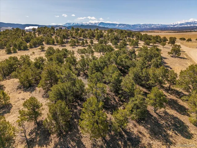 a view of an ocean view