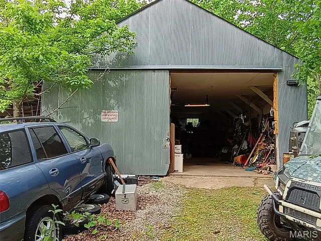 $389,000 | 16680 Cantrell Drive, Licking, MO 65542