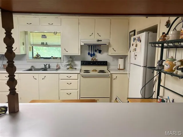 $389,000 | 16680 Cantrell Drive, Licking, MO 65542