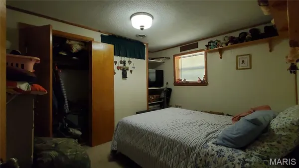 $389,000 | 16680 Cantrell Drive, Licking, MO 65542