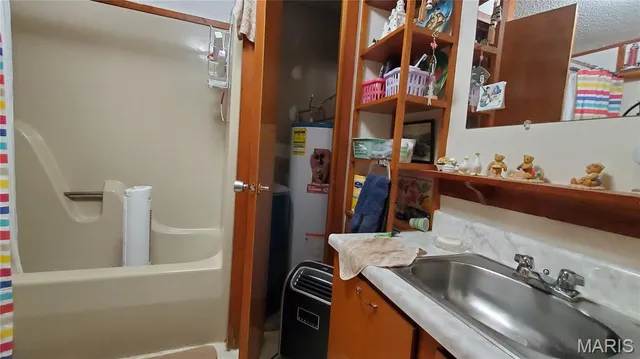 $389,000 | 16680 Cantrell Drive, Licking, MO 65542