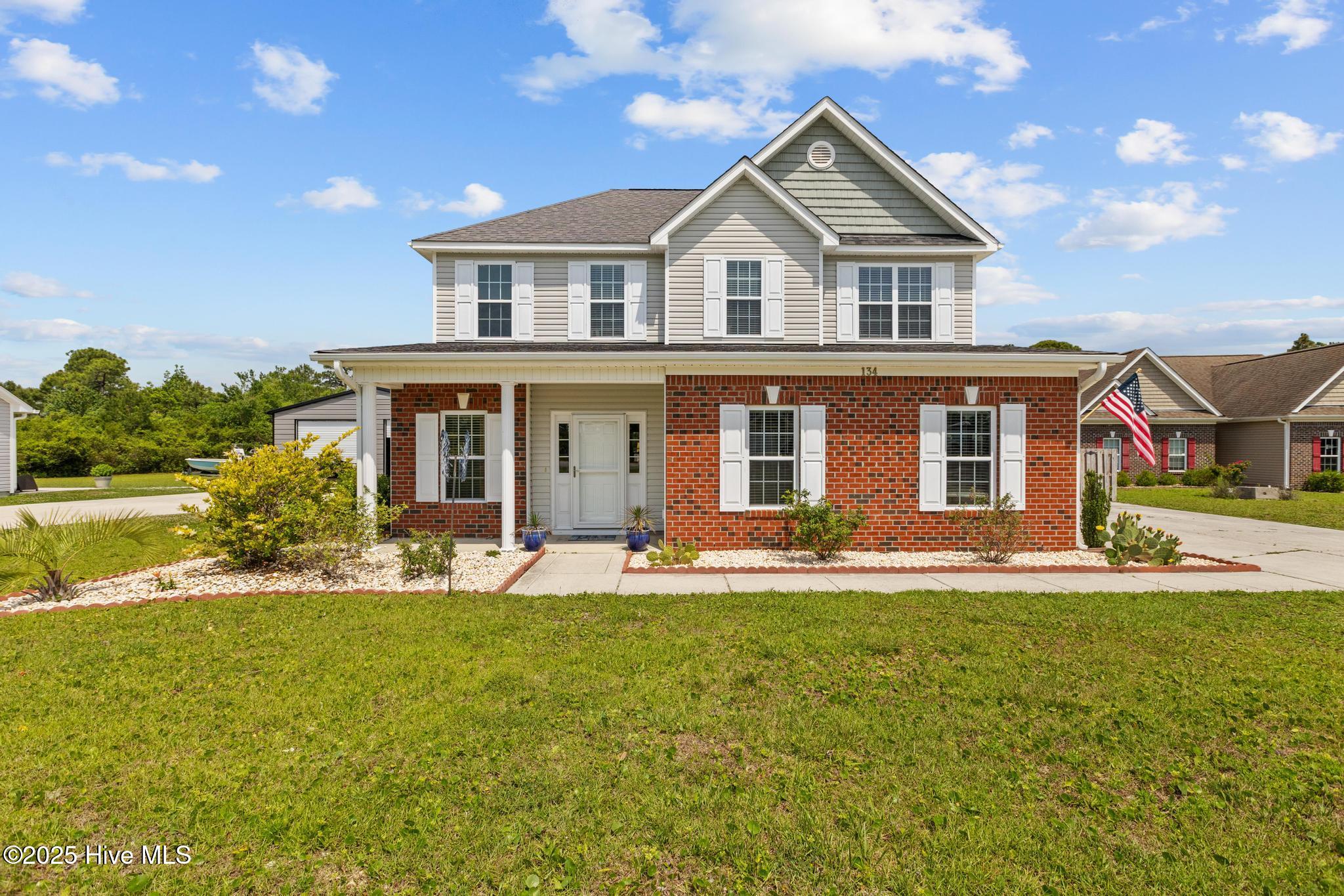 134 Inverness Drive Hubert, NC 28539 - Photo 1 of 43 Front