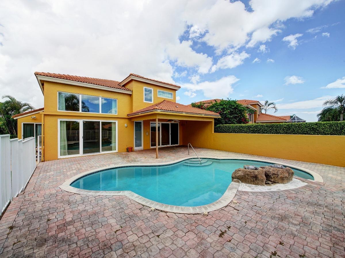 6858 Portside Drive Boca Raton, FL 33496 - Photo 3 of 17 Exterior Back