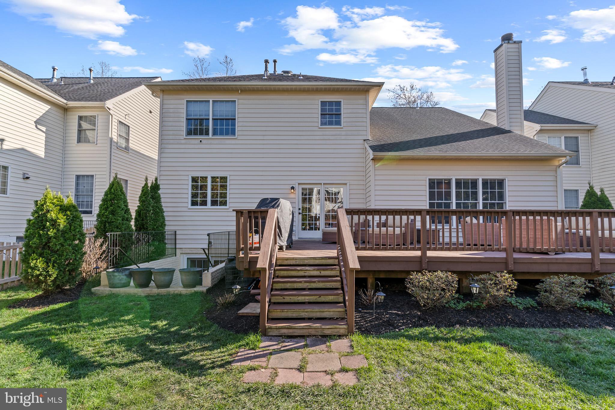 42714 Freedom Street Chantilly, VA 20152 - Photo 47 of 47 a view of a house with backyard and garden