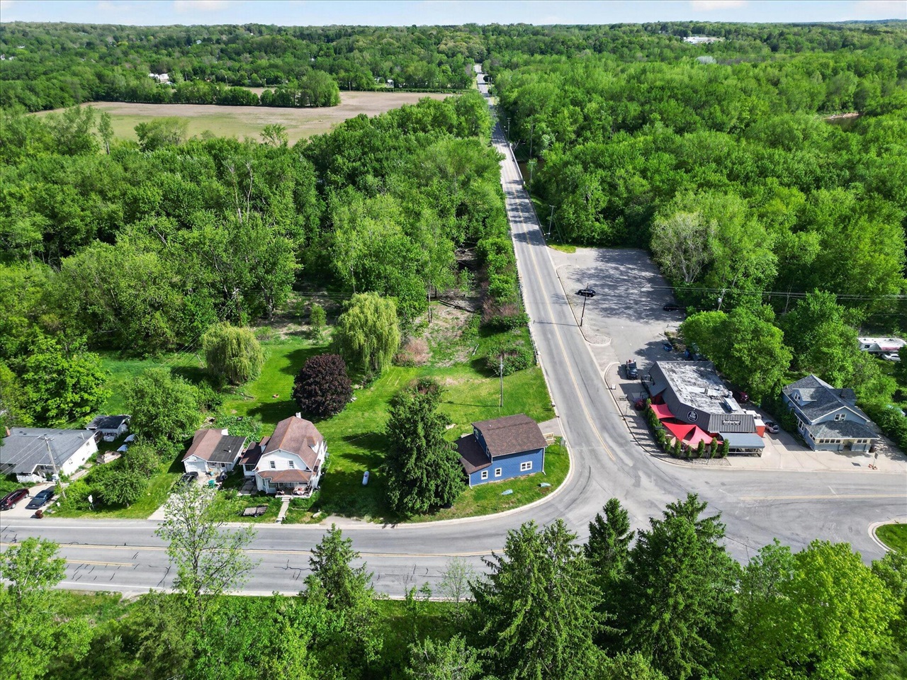 1387 East Riverside Drive Ionia, MI 48846 - Photo 14 of 60