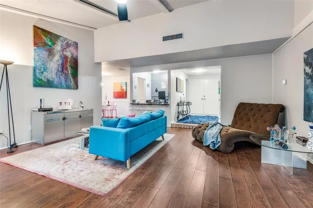 $427,900 | 37 Merrie Circle, Richardson, TX 75081