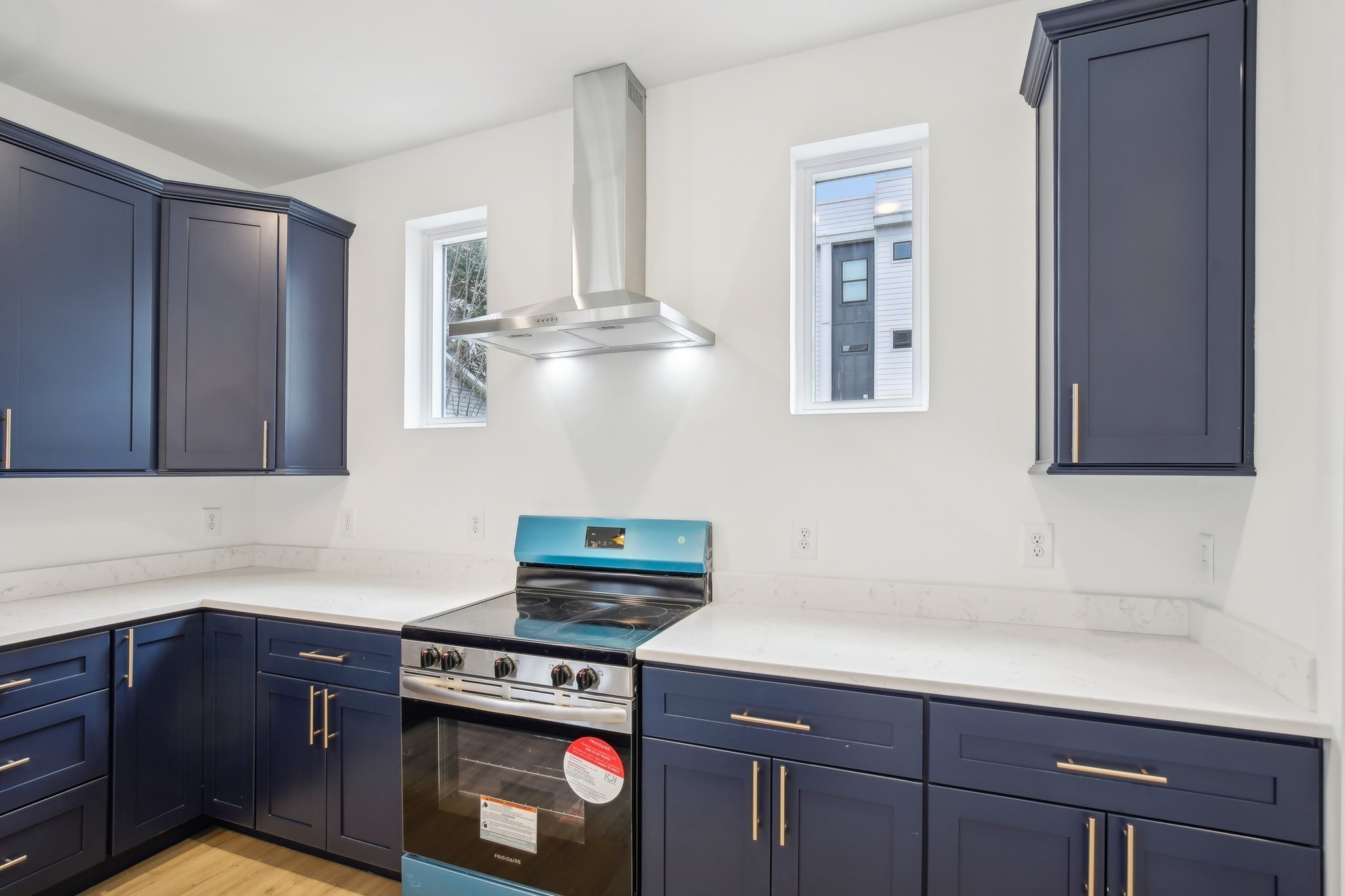 914 Smiley Street Nashville, TN 37206 - Photo 11 of 32 a kitchen with stainless steel appliances granite countertop a sink and cabinets