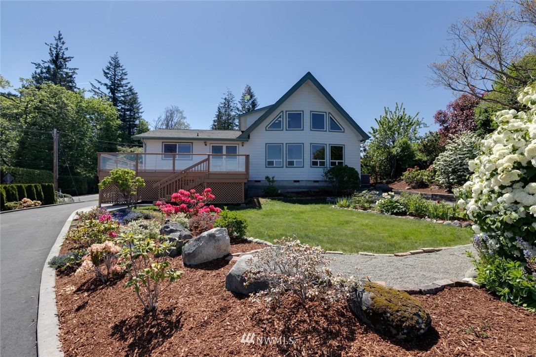 23893 Jefferson Point Road Northeast Kingston, WA 98346 - Photo 1 of 25 Gallery Image 1