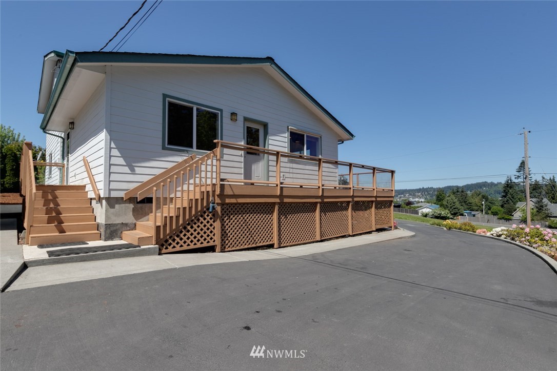 23893 Jefferson Point Road Northeast Kingston, WA 98346 - Photo 23 of 25 Gallery Image 23