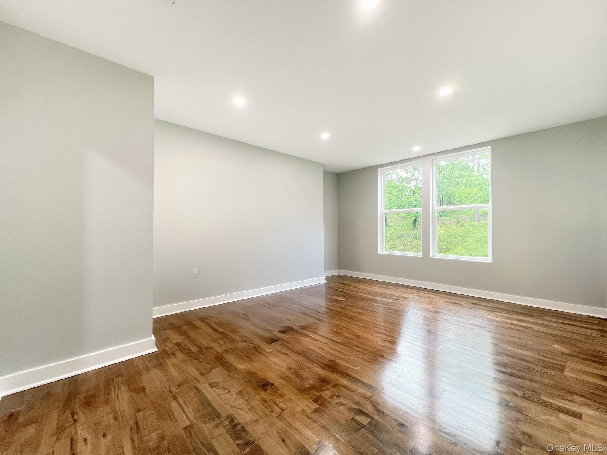 82 Hampton Road Marlboro, NY 12542 - Photo 21 of 34