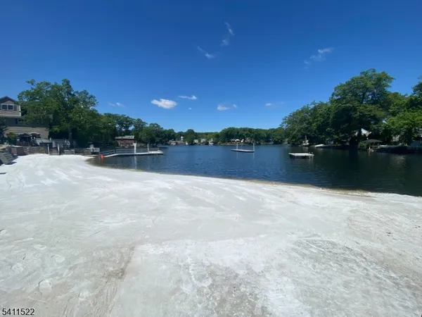 $879,900 | 8 Glenwood Road, Denville, NJ 07834