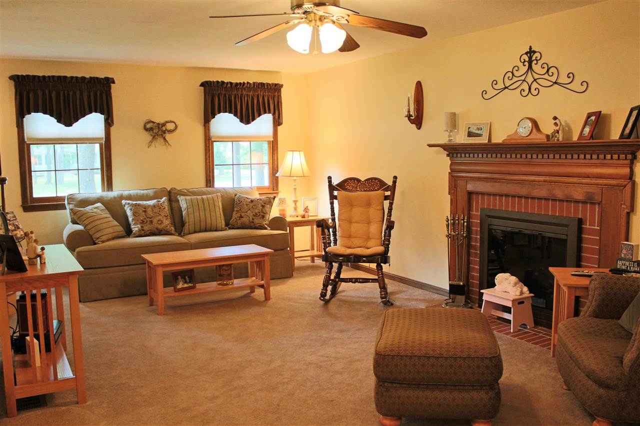 9 Adams Road Dracut, MA 01826 - Photo 11 of 34 Gallery Image 11