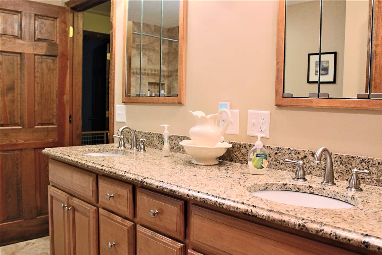 9 Adams Road Dracut, MA 01826 - Photo 24 of 34 Gallery Image 24