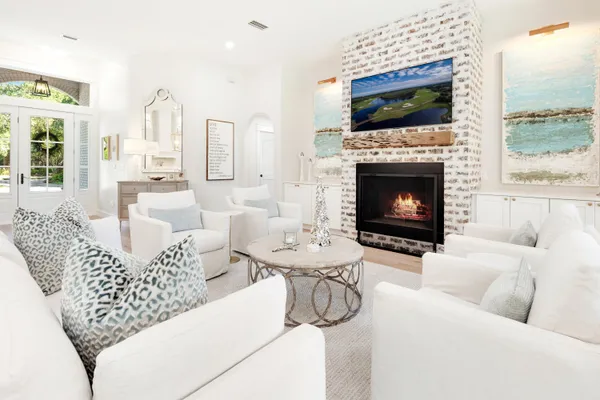 $1,595,000 | 228 Mattie's Way, Destin, FL 32541