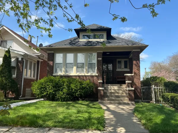 $339,900 | 8042 South Bennett Avenue, Chicago, IL 60617