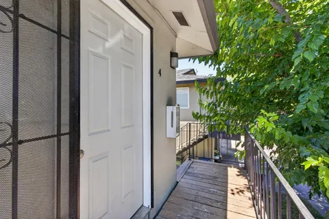 $189,999 | 5948 Walerga Road, Unit 4, Sacramento, CA 95842