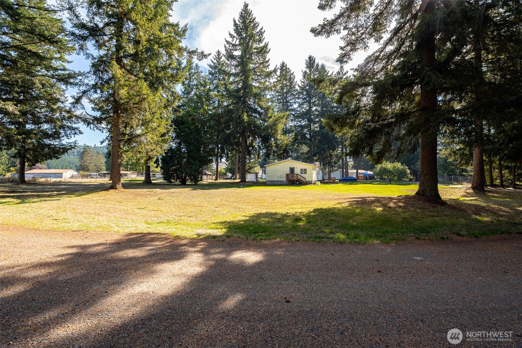 18525 Old Highway 99 Southwest, Unit 13 Rochester, WA 98579 - Photo 16 of 25