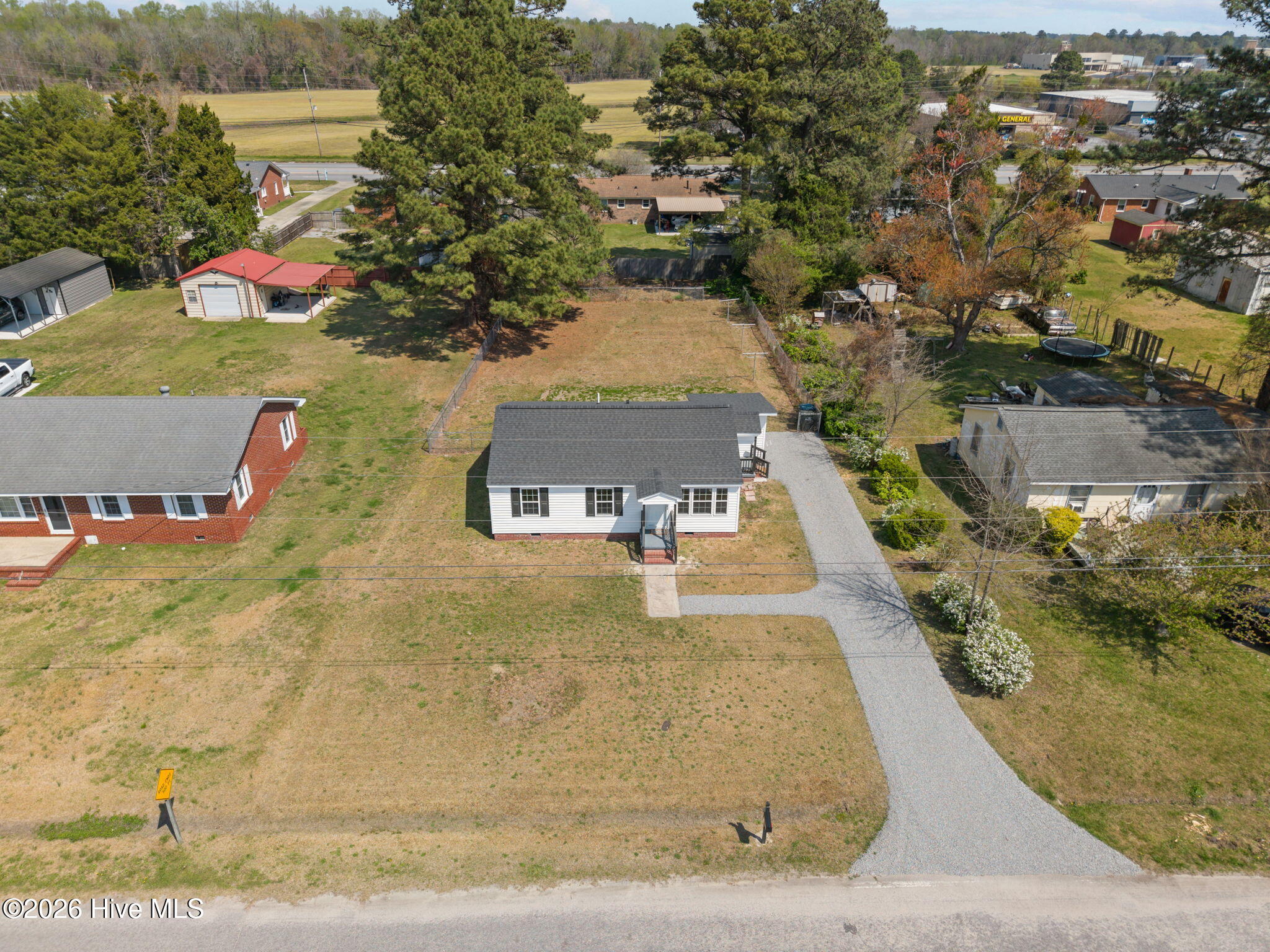 812 Grimes Road Washington, NC 27889 - Photo 5 of 40 4-web-or-mls-DJI_20260327134256_0109_D
