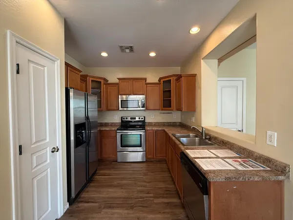 $2,000 | 1727 East Joseph Way, Gilbert, AZ 85295